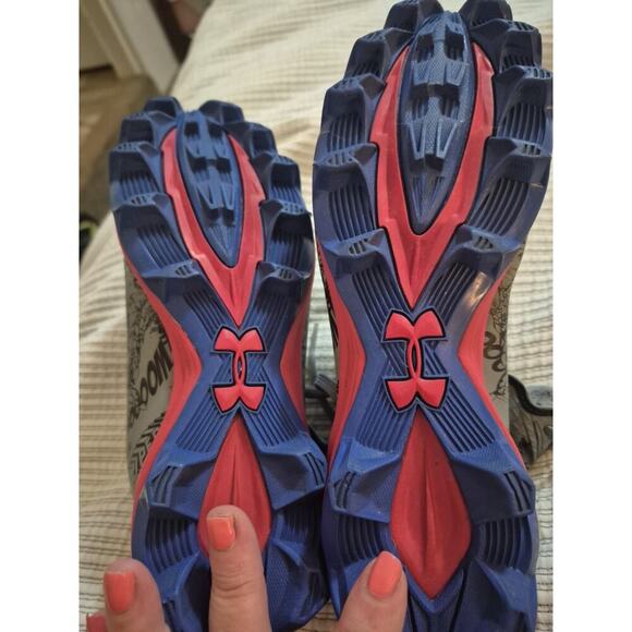 Under Armour Superman Highlight Football Cleats 4.5Y EUC - Picture 7 of 8